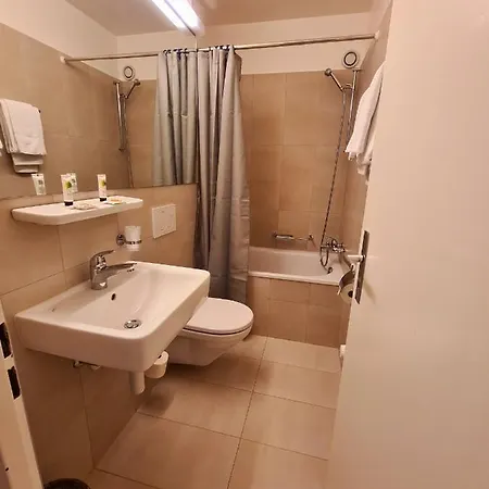 De La Poste - Center فندق Martigny