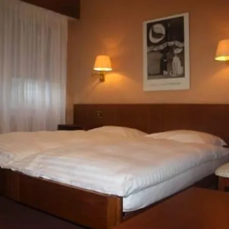 Hotel De La Poste - Center Martigny