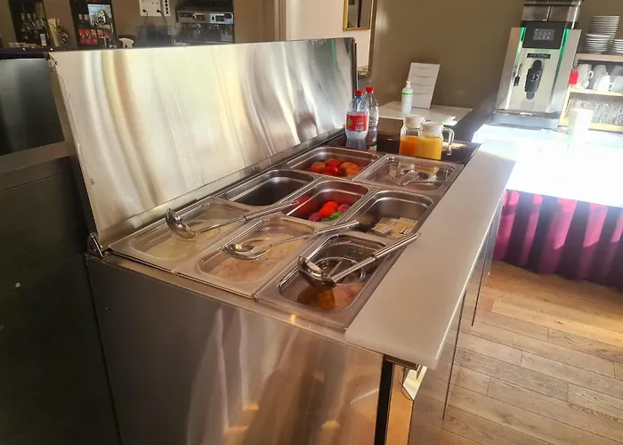 Hotel De La Poste 3*