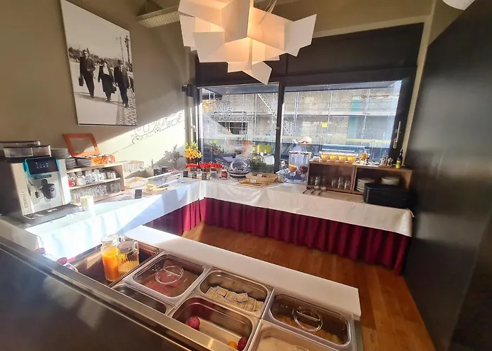 Hotel De La Poste 3*