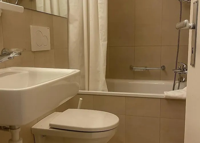 De La Poste Hotel 3*