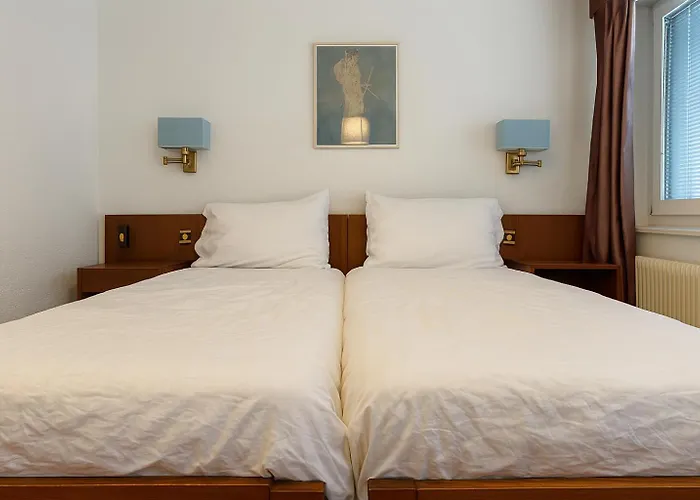 Hotel De La Poste 3*