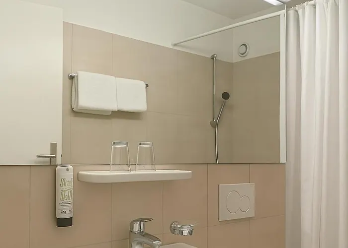 Hotel De La Poste - Center 3*