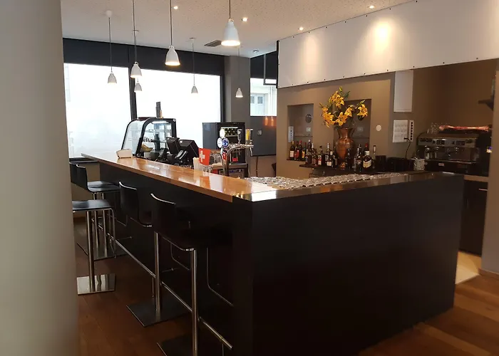 De La Poste - Center 3*